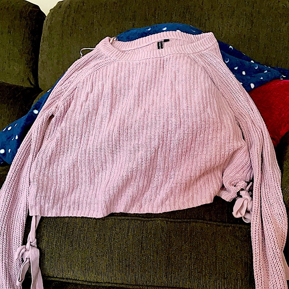 Cropped knit sweater